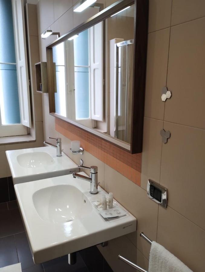 Internotre Luxury Apartment Bari Zewnętrze zdjęcie